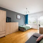 Appartement Ursus Niedzwiadek 3-bedroom By Bookinghost Varsovie