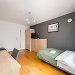 Appartement Ursus Niedzwiadek 3-bedroom By Bookinghost