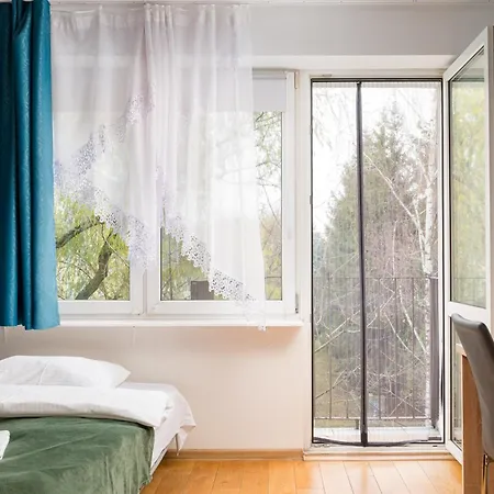 Ursus Niedzwiadek 3-bedroom By Bookinghost