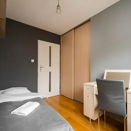 Ursus Niedzwiadek 3-bedroom By Bookinghost Warszawa
