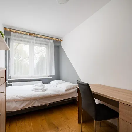 Ursus Niedzwiadek 3-bedroom By Bookinghost Lejlighed *