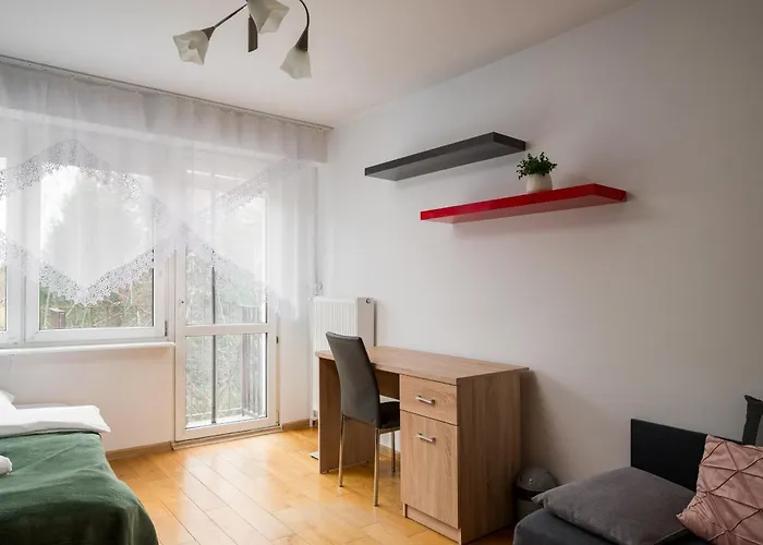 Апартаменты Ursus Niedzwiadek 3-bedroom By Bookinghost *