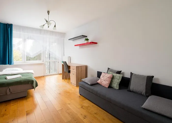 Ursus Niedzwiadek 3-bedroom By Bookinghost Варшава