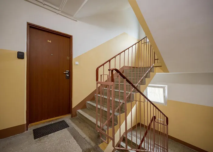 Ursus Niedzwiadek 3-bedroom By Bookinghost *