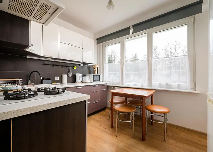 Ursus Niedzwiadek 3-bedroom By Bookinghost