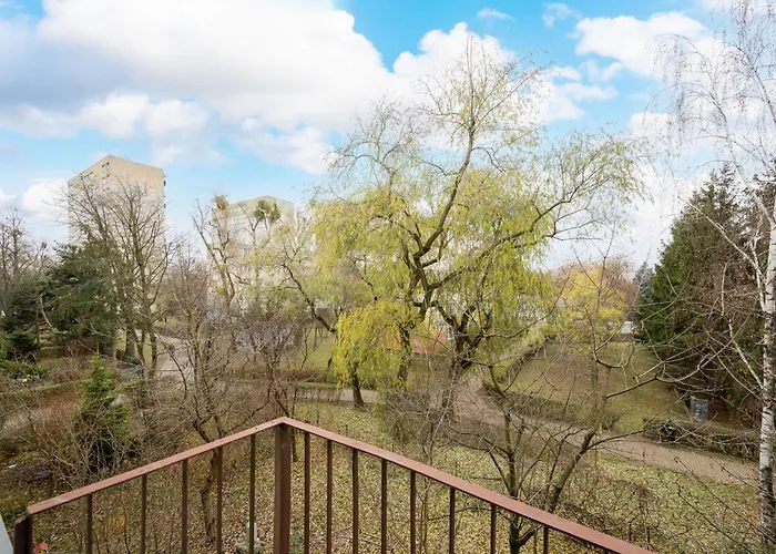 Apartmán Ursus Niedzwiadek 3-bedroom By Bookinghost *