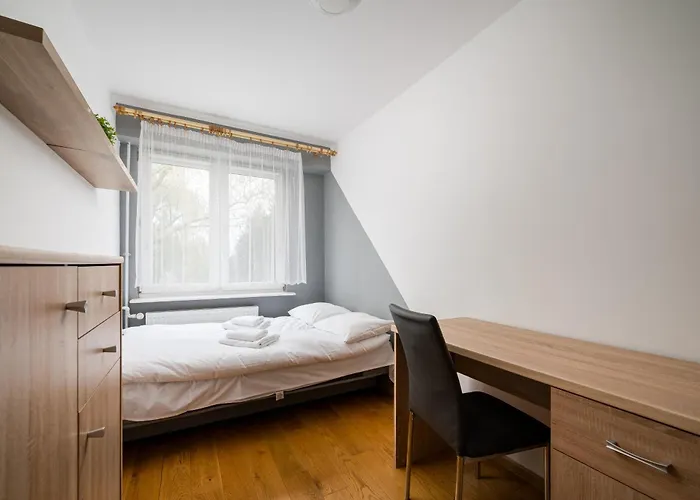 Ursus Niedzwiadek 3-bedroom By Bookinghost Apartmán *