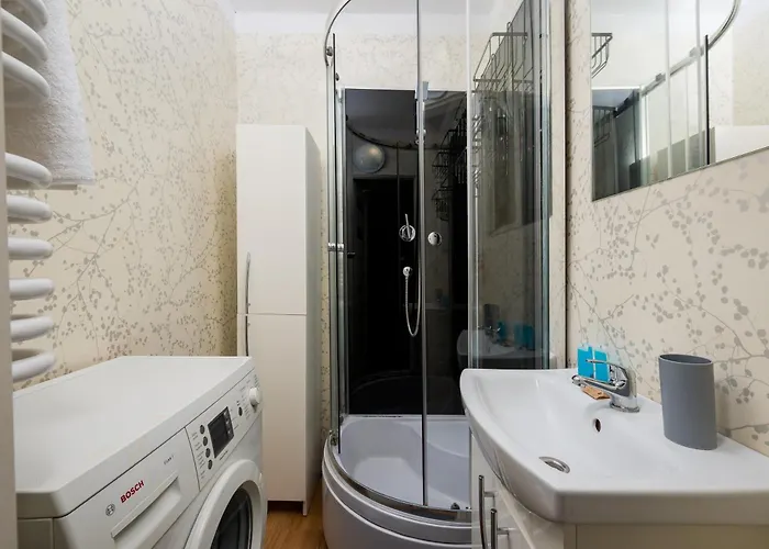 Ursus Niedzwiadek 3-bedroom By Bookinghost